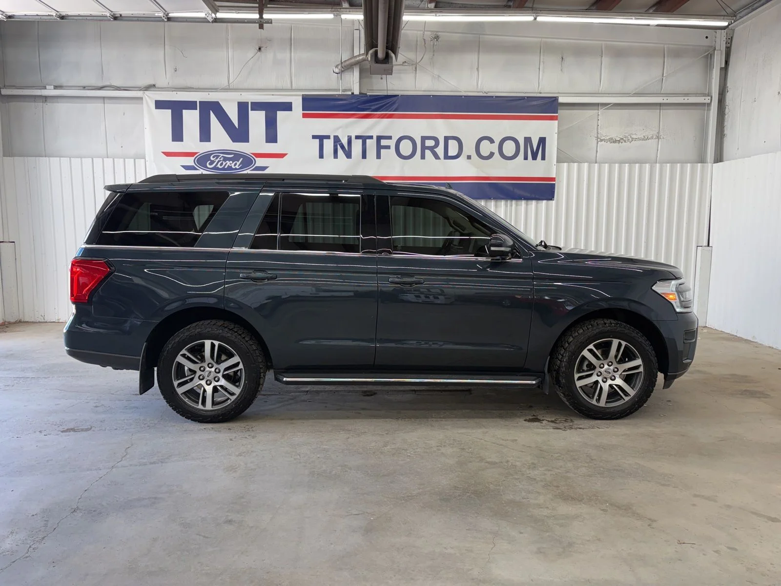 2022 Ford Expedition XLT 4x4's photo