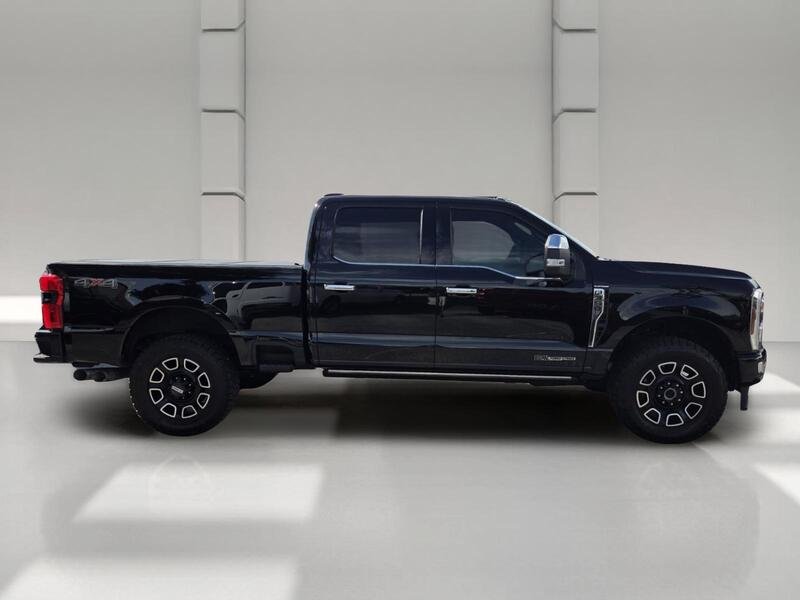 Used 2024 Black Metallic FORD PLATINUM 4WD CREW CAB 6.75