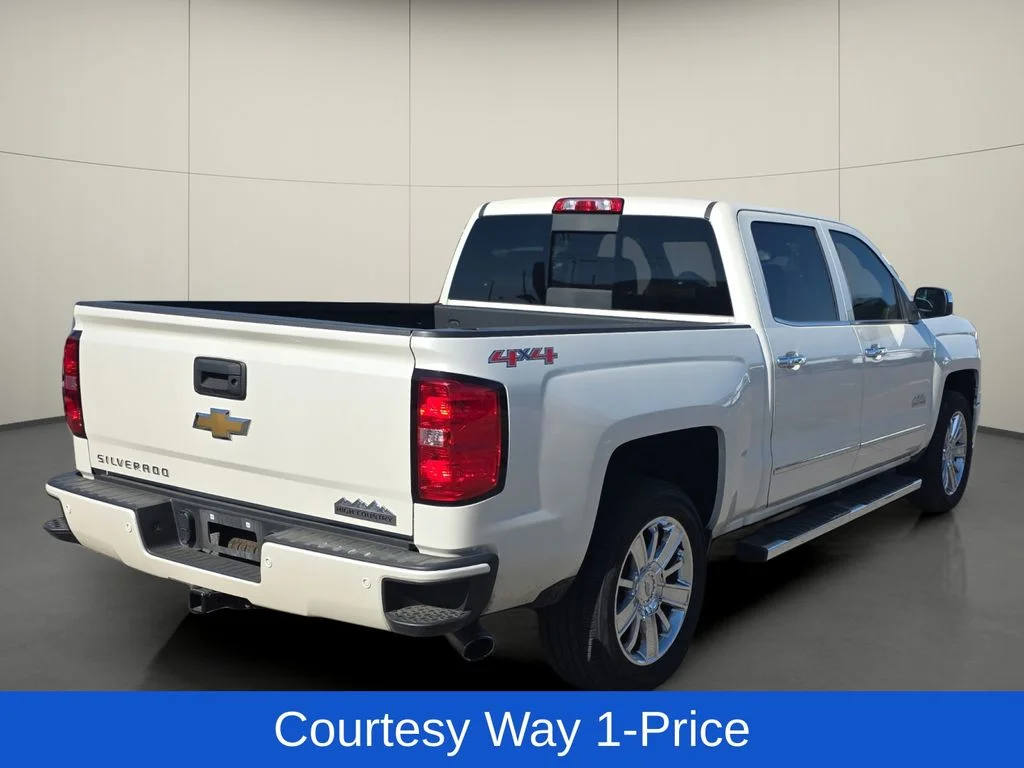 Used 2015 White Chevrolet High Country image 9