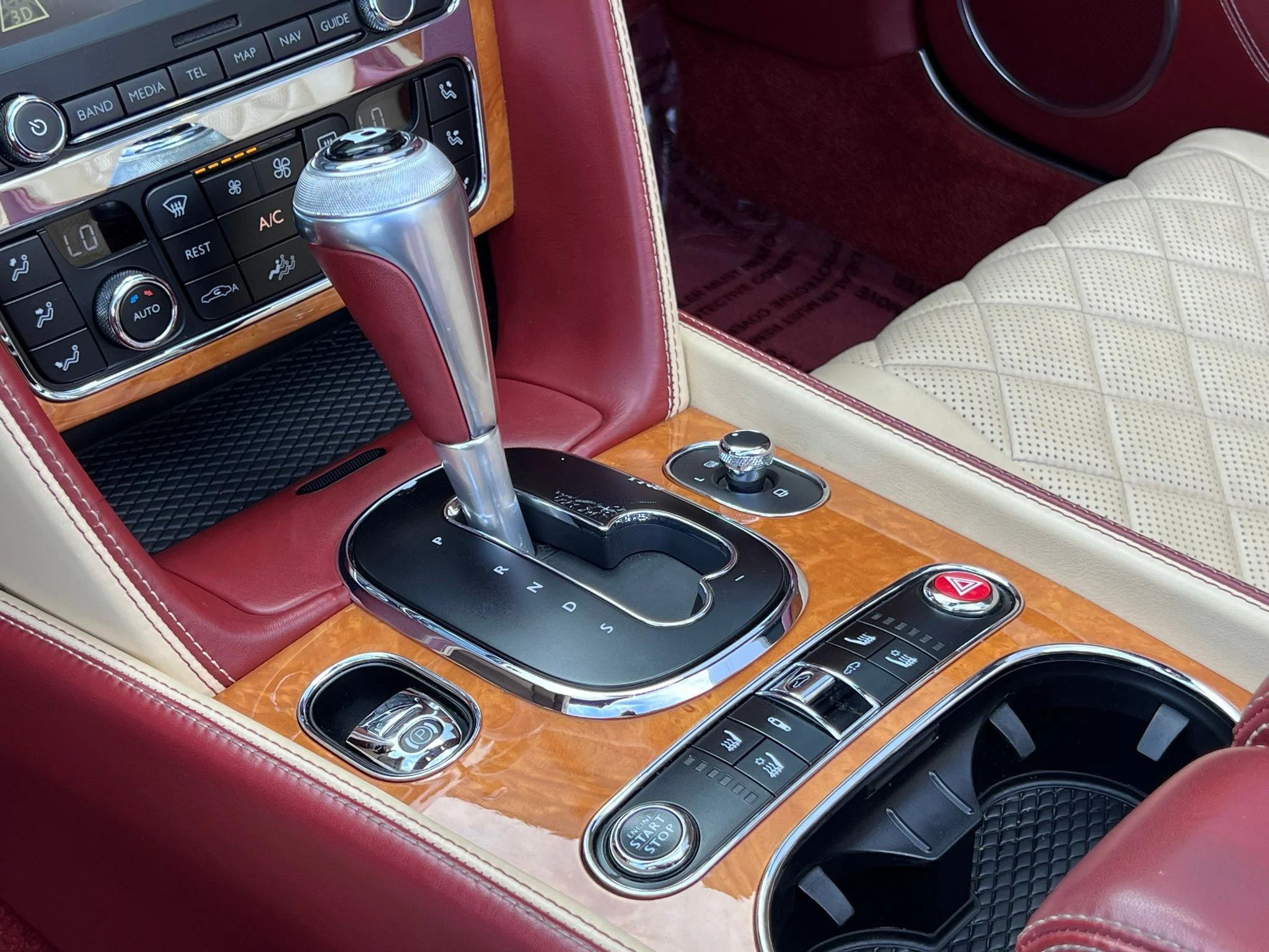 Used 2017 Gold Bentley W12 image 37