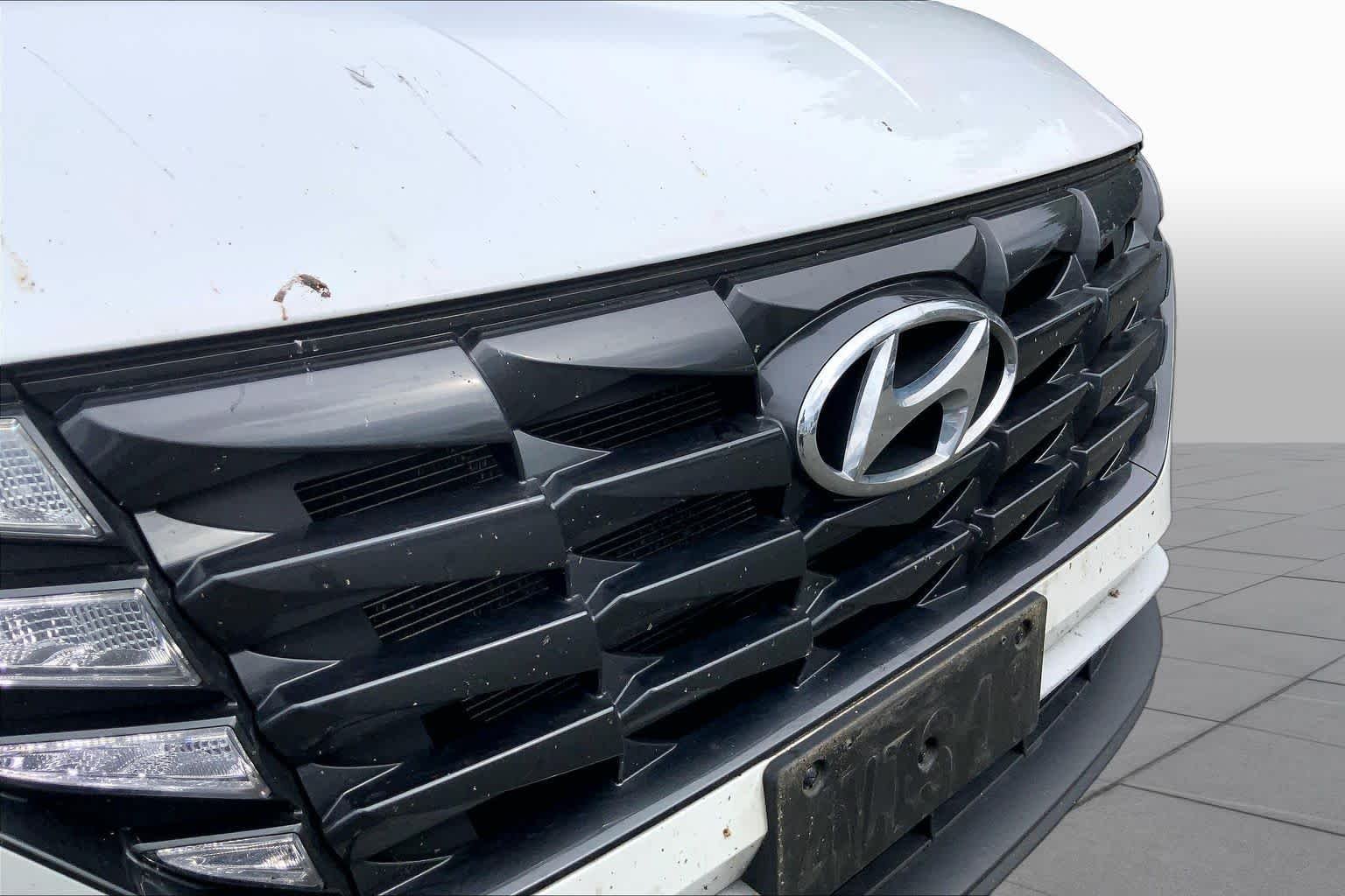 Used 2022 Quartz White Hyundai SEL image 30