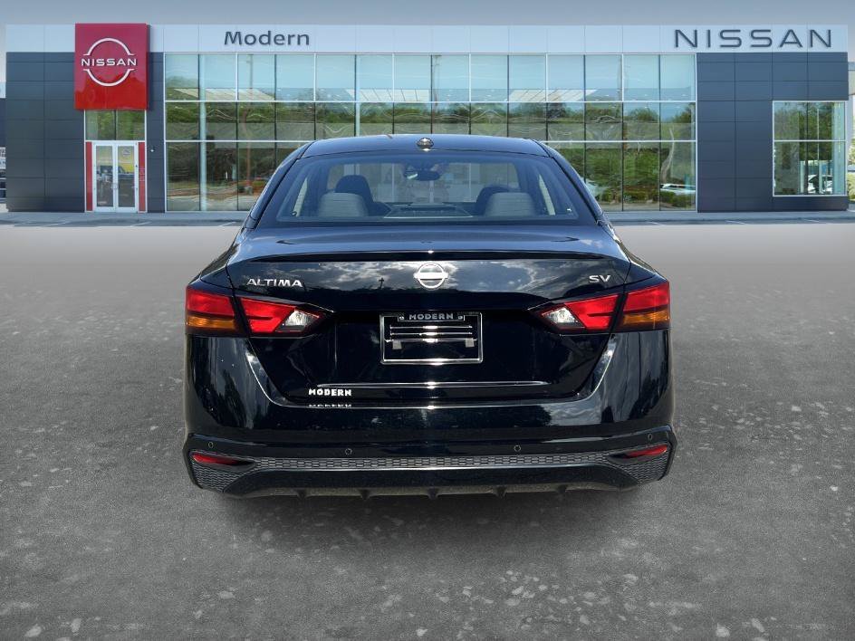 Certified Used 2024 Super Black Nissan 2.5 SV image 6