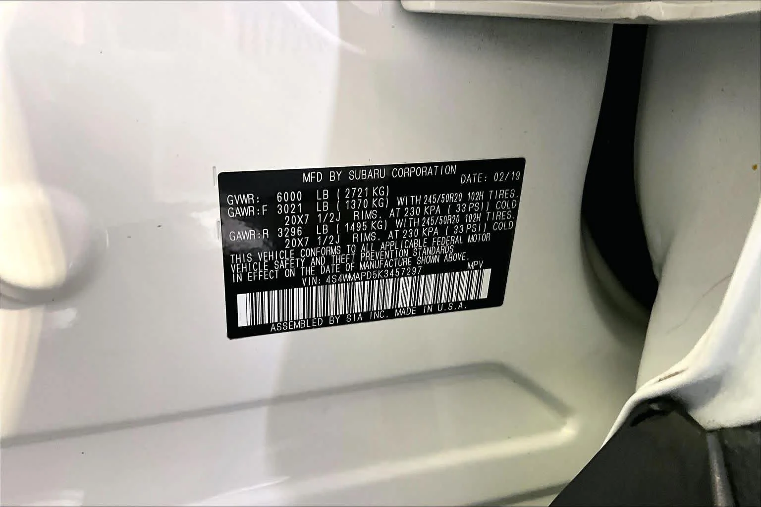 Used 2019 Crystal White Pearl Subaru Limited image 34