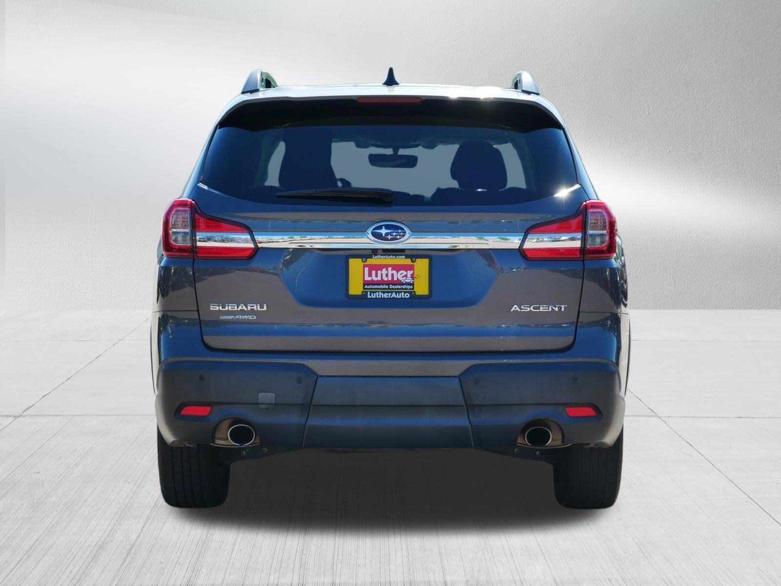 Used 2020 Magnetite Gray Metallic Subaru Premium image 6
