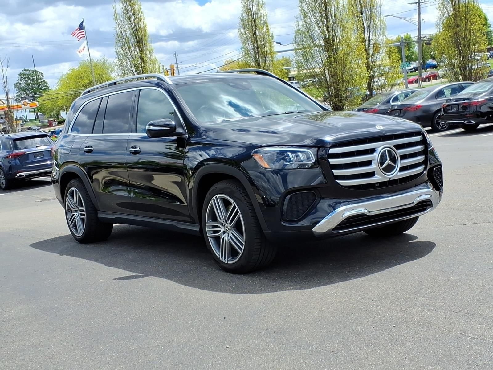 Certified Used 2025  Mercedes-Benz GLS 450 image 8