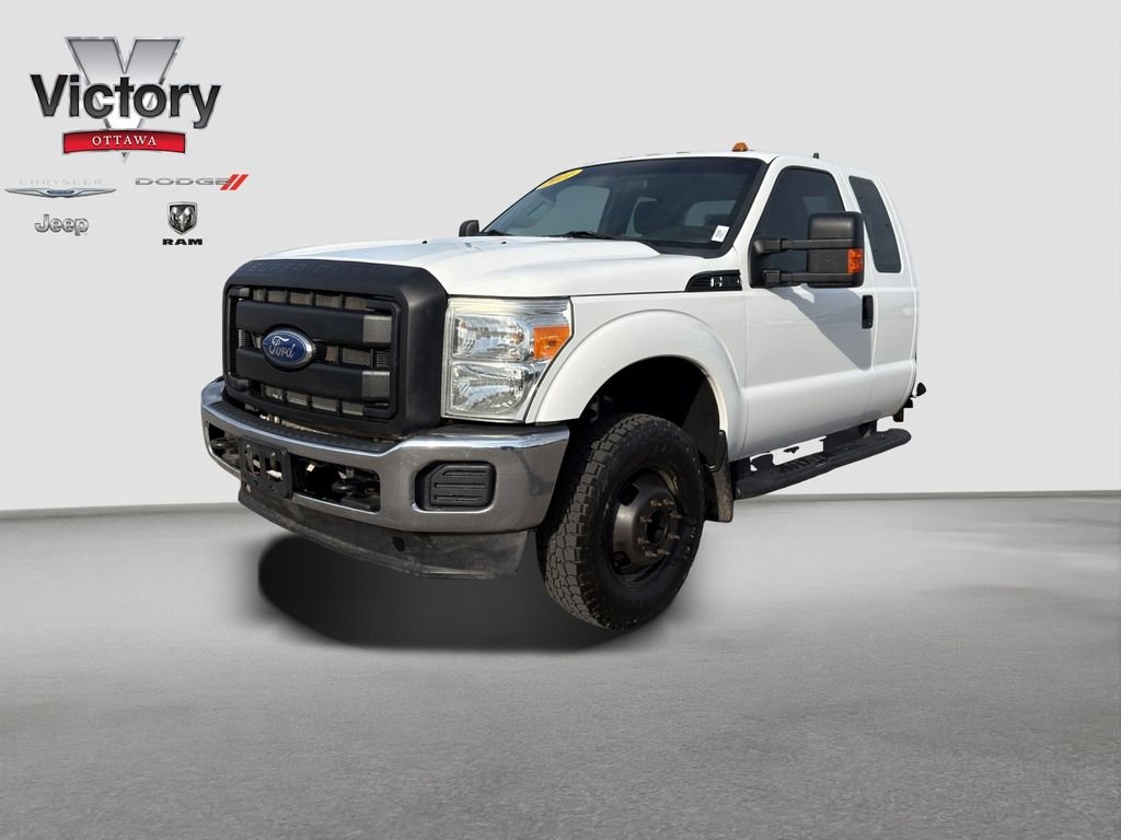 2011 Ford F-350 Super Duty Chassis Cab