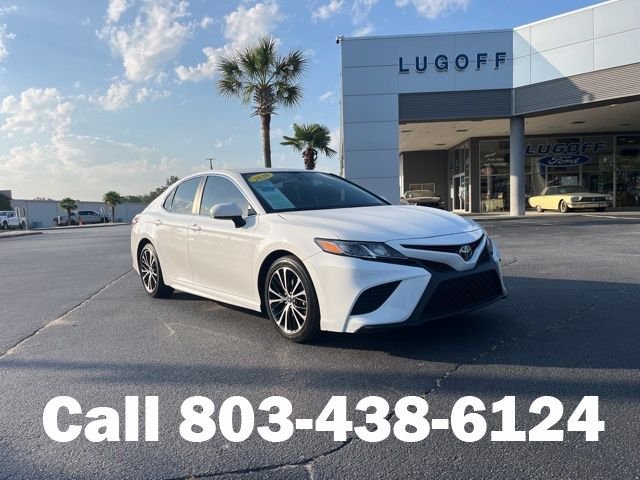 2020 Toyota Camry SE