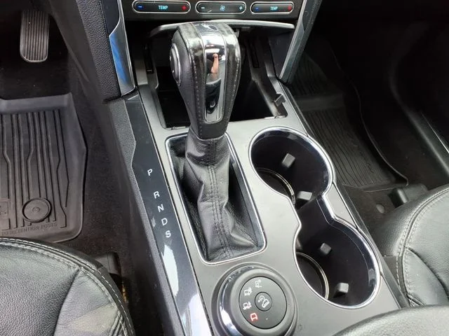 Used 2019 White Ford Limited image 25