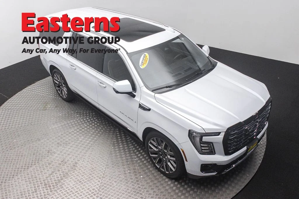 Used 2026 White GMC Denali Ultimate image 3