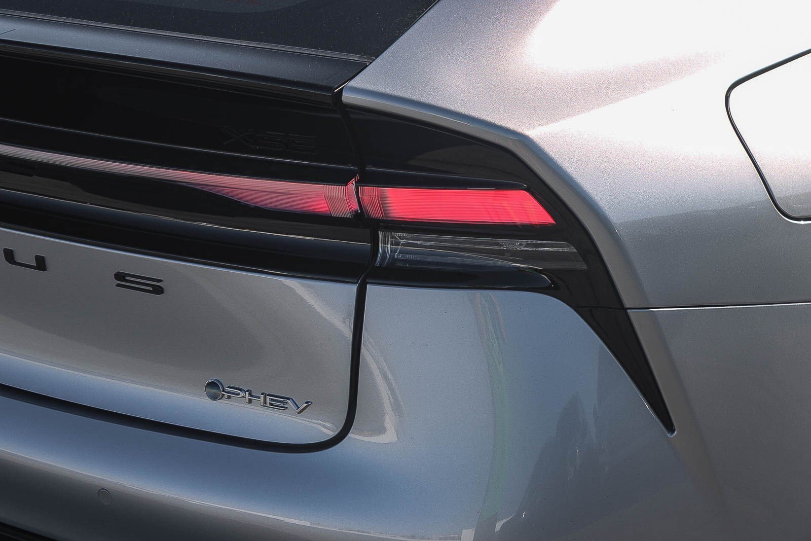 New 2027 Cutting Edge Toyota  XSE Premium image 9