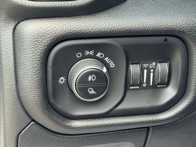 2026 RAM 1500 Laramie - Photo 13