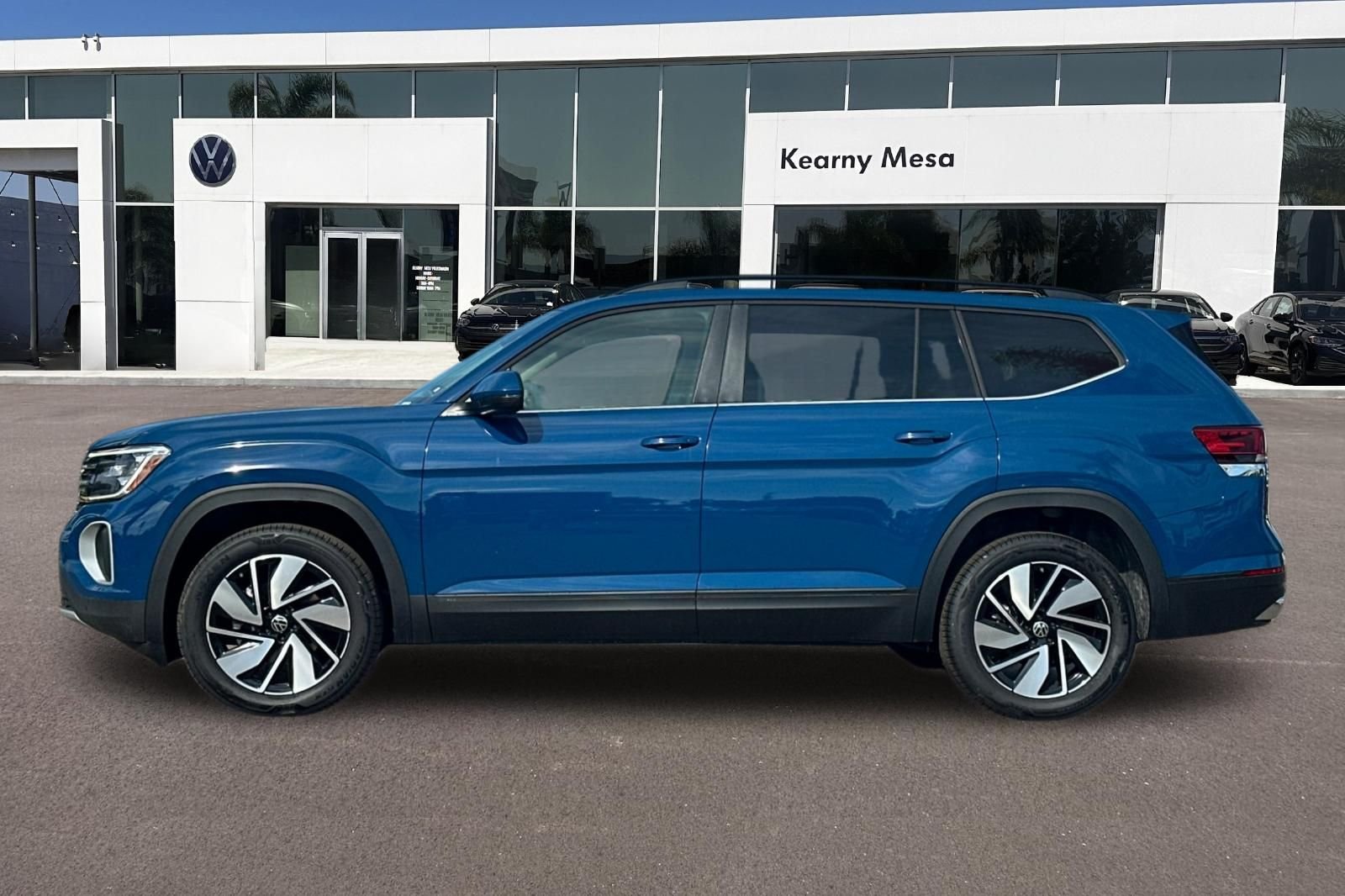 New 2026 Mountain Lake Blue Metallic Volkswagen 2.0T SE w/Technology image 7