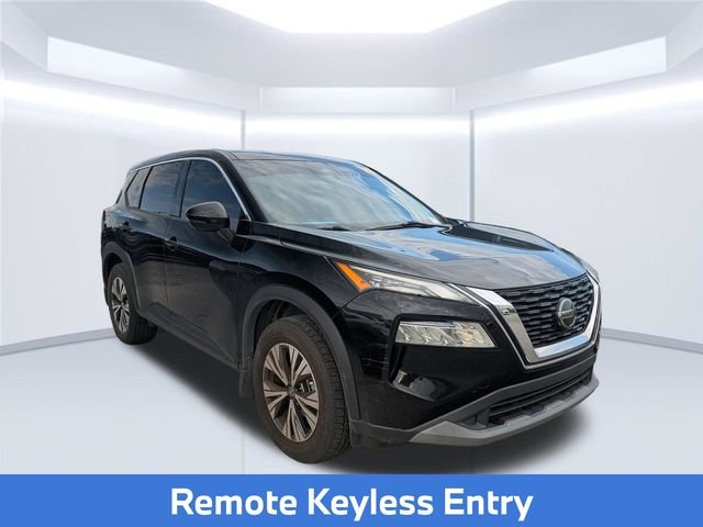 Used 2021 Black Nissan SV image 4