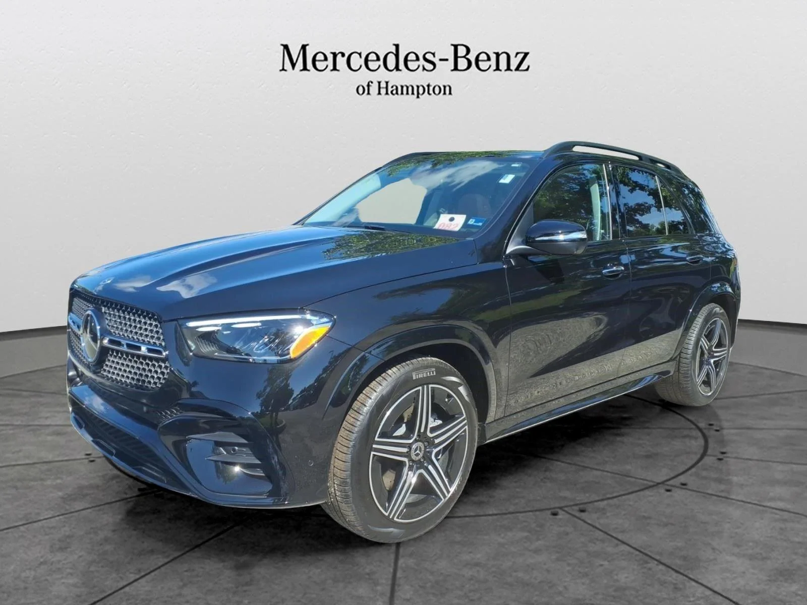 New 2026 BLACK Mercedes-Benz GLE 350 image 1