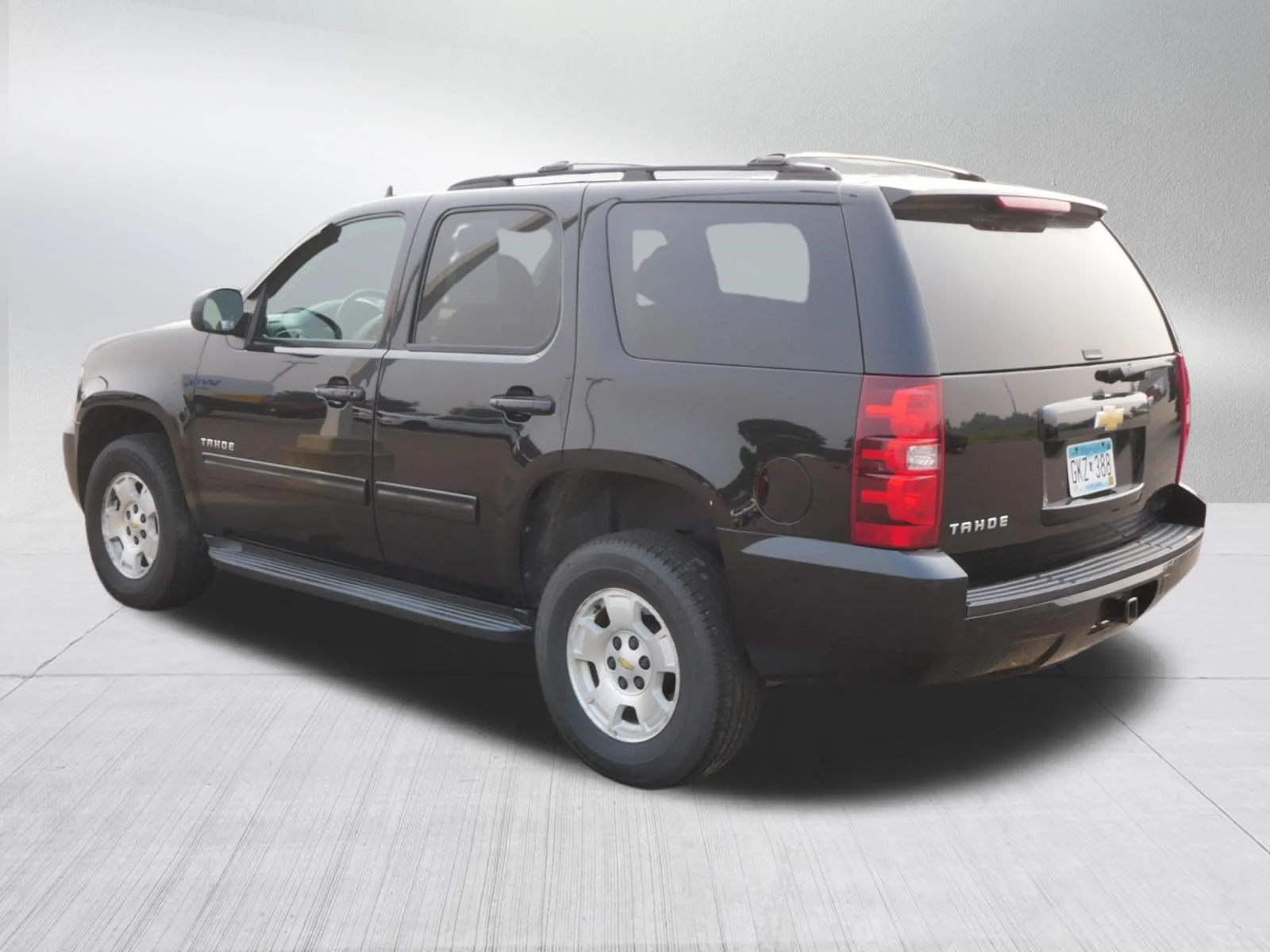 Used 2013 Black Chevrolet LS image 5