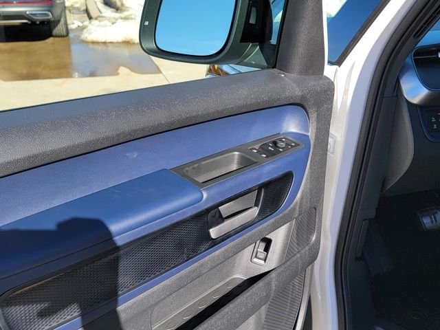 2025 Volkswagen ID. Buzz PRO S - Photo 28