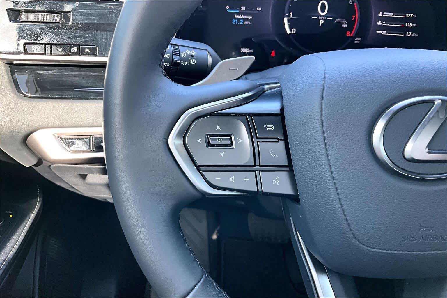 2026 Lexus RX 350 - Photo 22