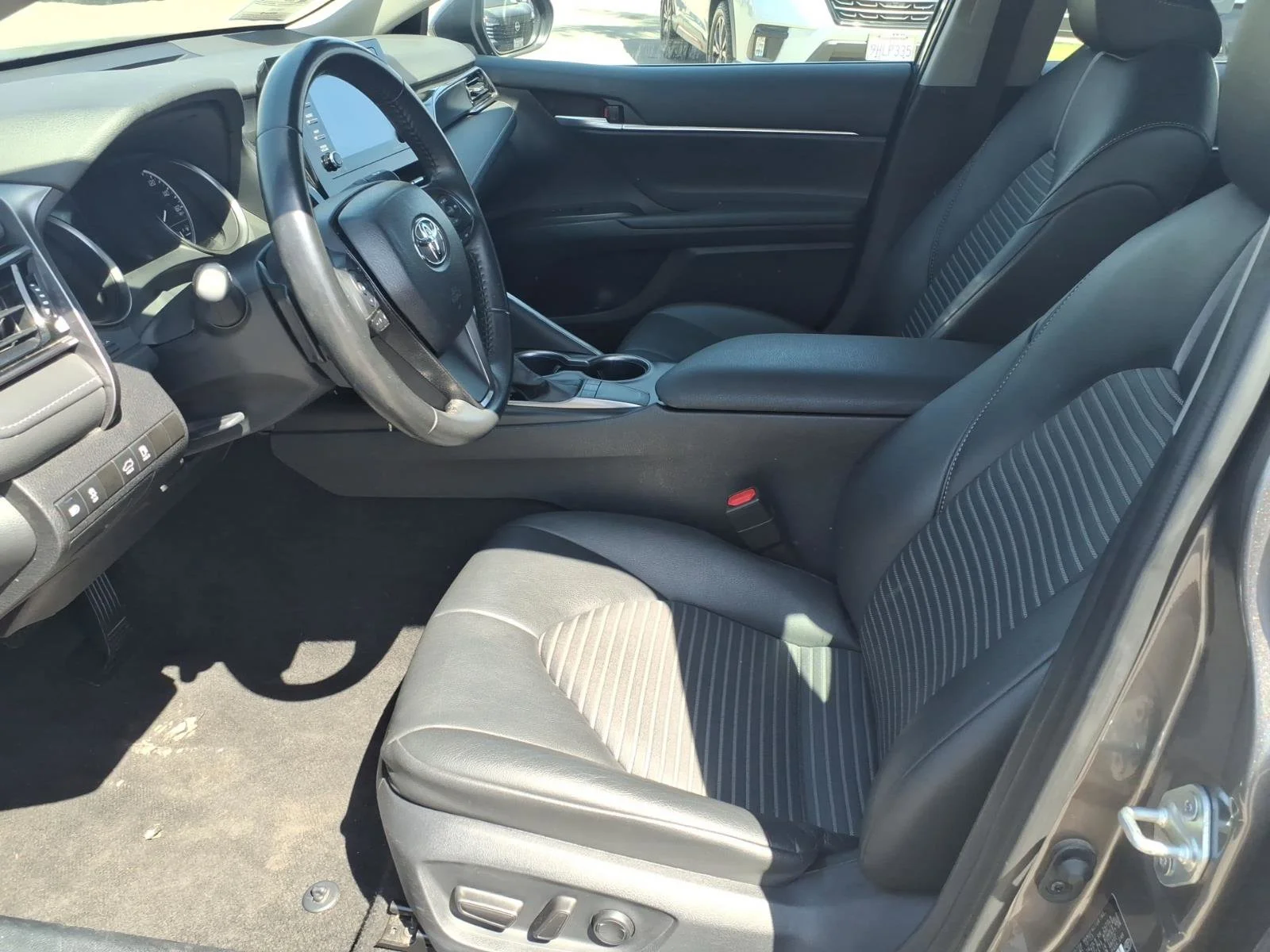 Used 2024 Predawn Gray Mica Toyota SE image 9