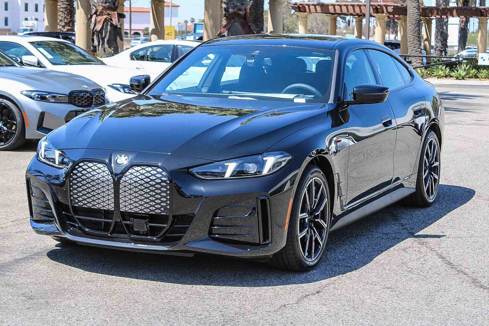 New 2026 Black Sapphire Metallic BMW xDrive40 image 3