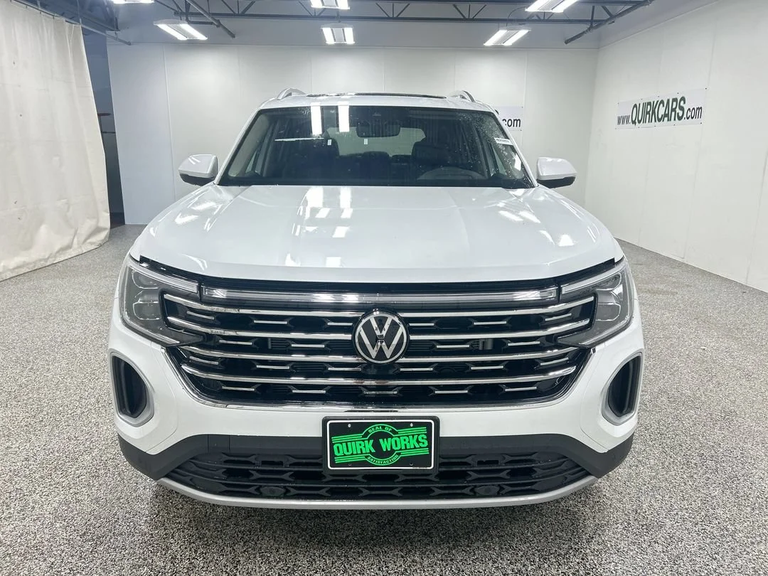 New 2026 Opal White Pearl Volkswagen 2.0T SEL image 2