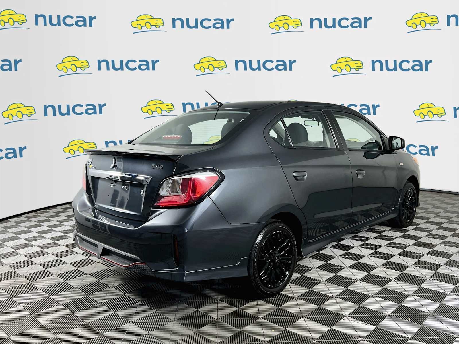 Used 2024 Graphite Gray Metallic w/ Black Roof Mitsubishi Black Edition image 7