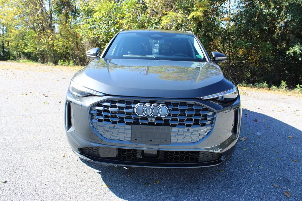 Used 2025 Gray Audi 2.0T Premium Plus image 4