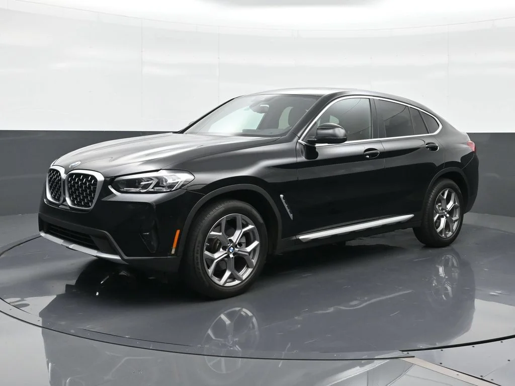 2024 BMW X4 xDrive30i's photo