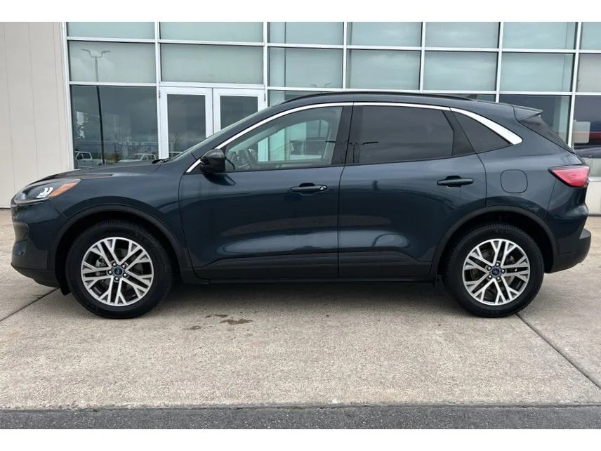 Used 2022 Stone Blue Metallic Ford SEL image 5