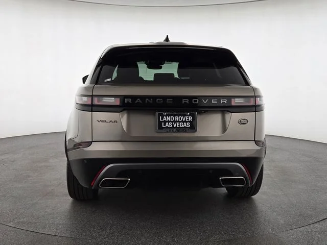 Used 2023 Brown Land Rover R-Dynamic S MHEV image 7