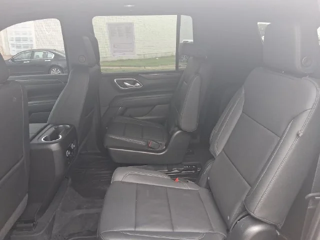 Used 2023 Gray Chevrolet Z71 image 20