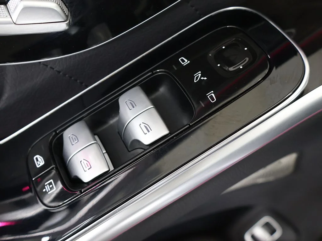 Used 2021 Black Mercedes-Benz S 580 image 41