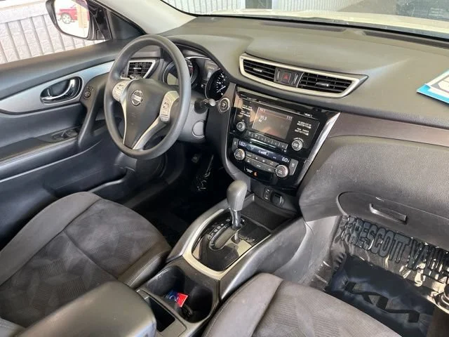 Used 2016 Pearl White Nissan SV image 48