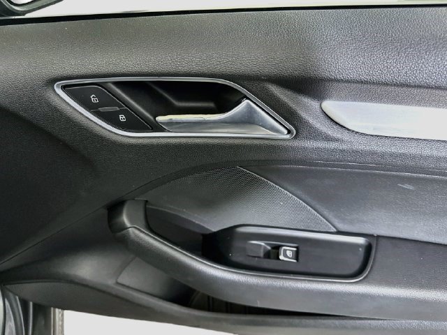 Used 2017 Daytona Gray Pearl Effect Audi Premium Plus image 27