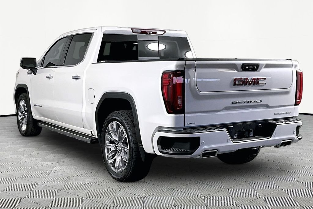 Used 2024 White GMC Denali image 4