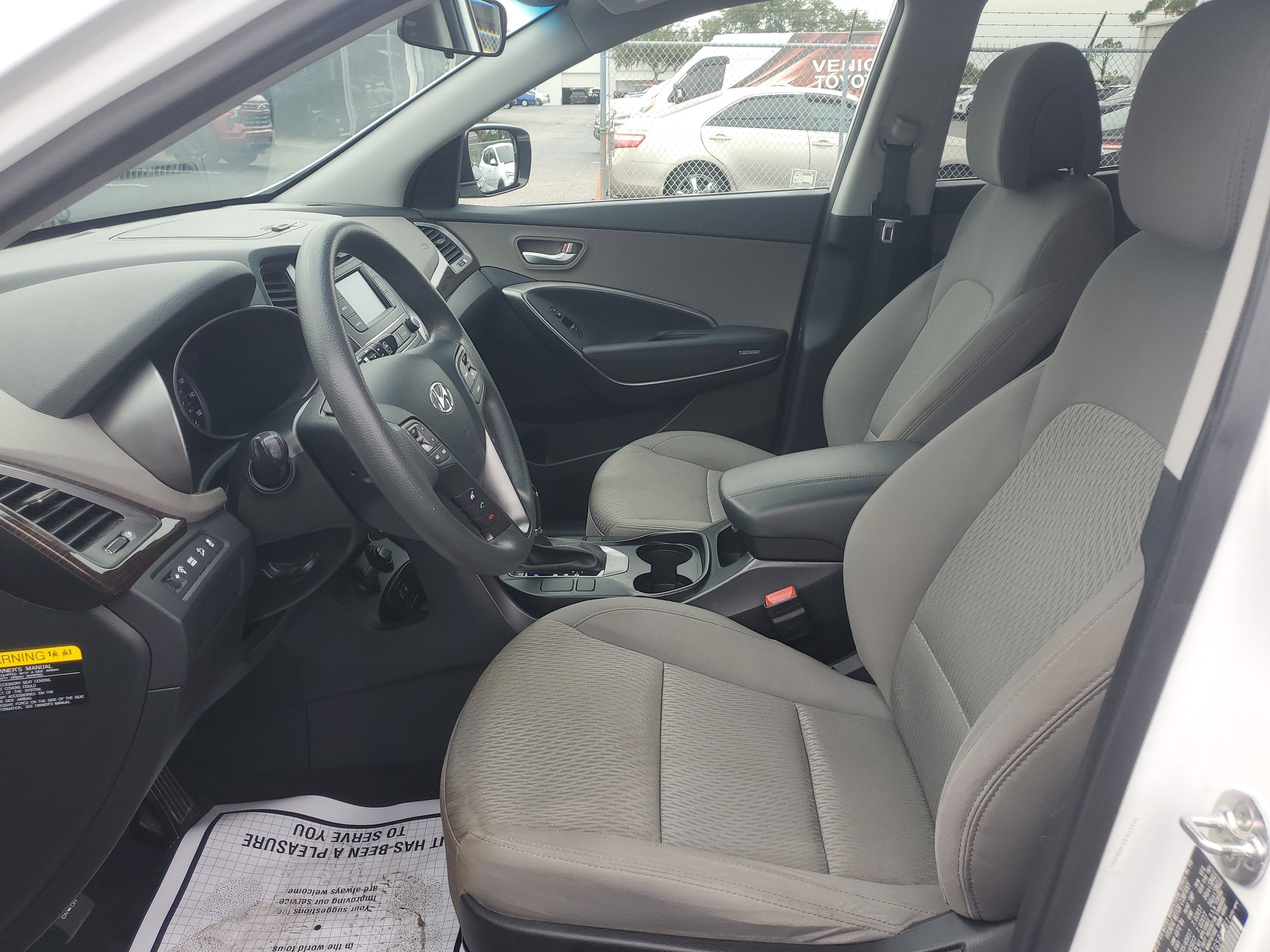 Used 2018 Pearl White Hyundai 2.4L image 21