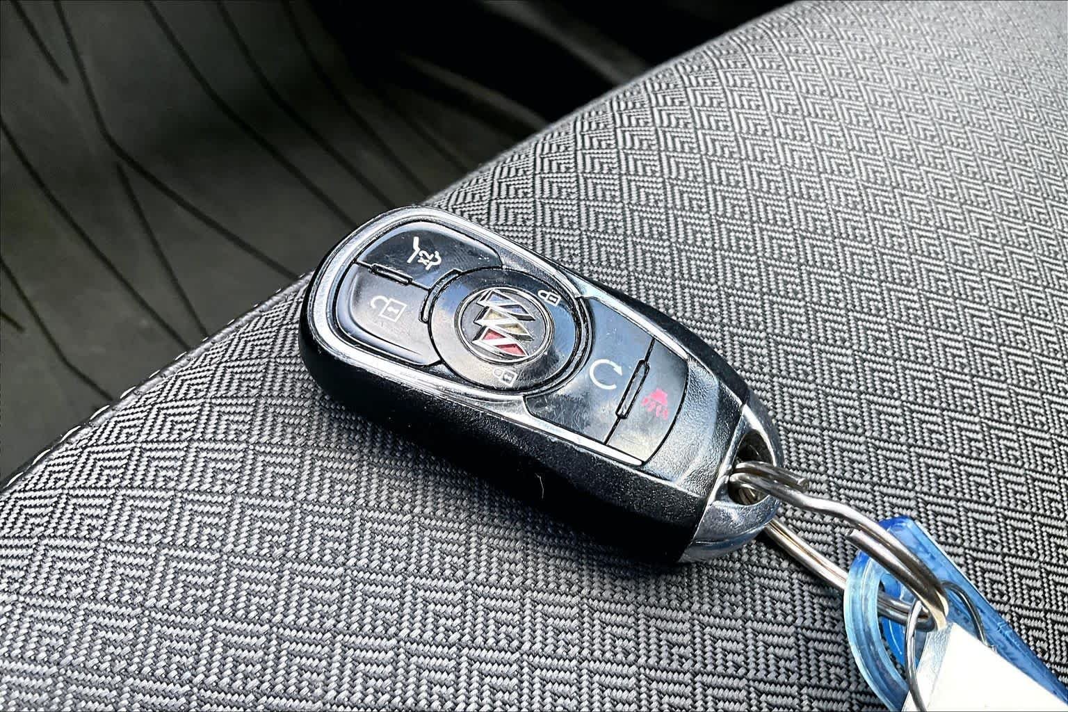 Used 2022 Satin Steel Metallic Buick Select image 15