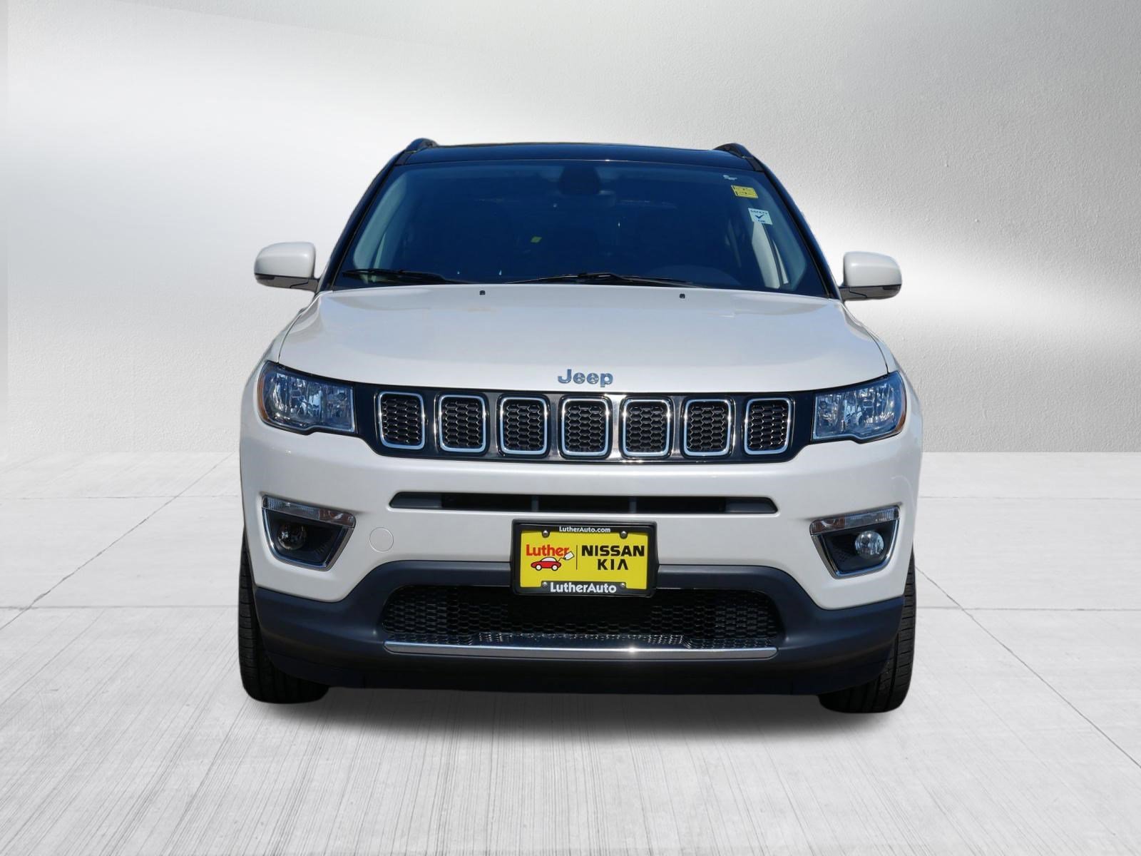 Used 2018 Jeep Compass Limited with VIN 3C4NJDCB8JT209711 for sale in Inver Grove, Minnesota