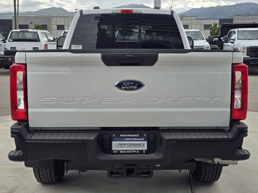 New 2026 Oxford White Ford XL image 21