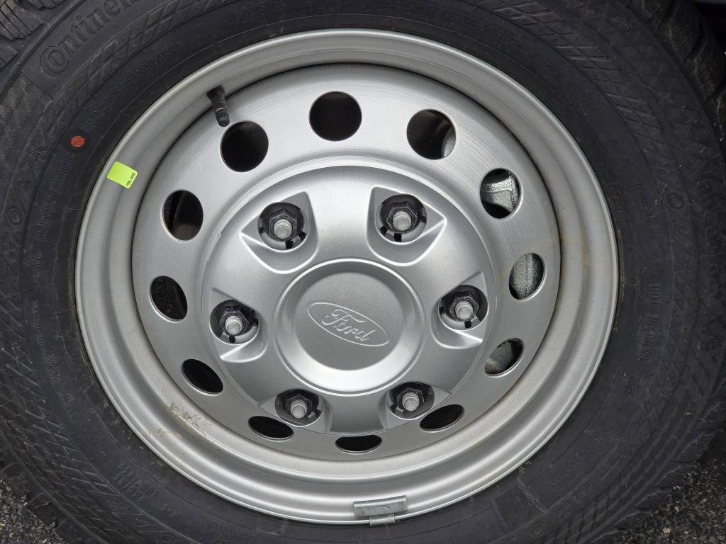 New 2026 Oxford White Ford Base image 23
