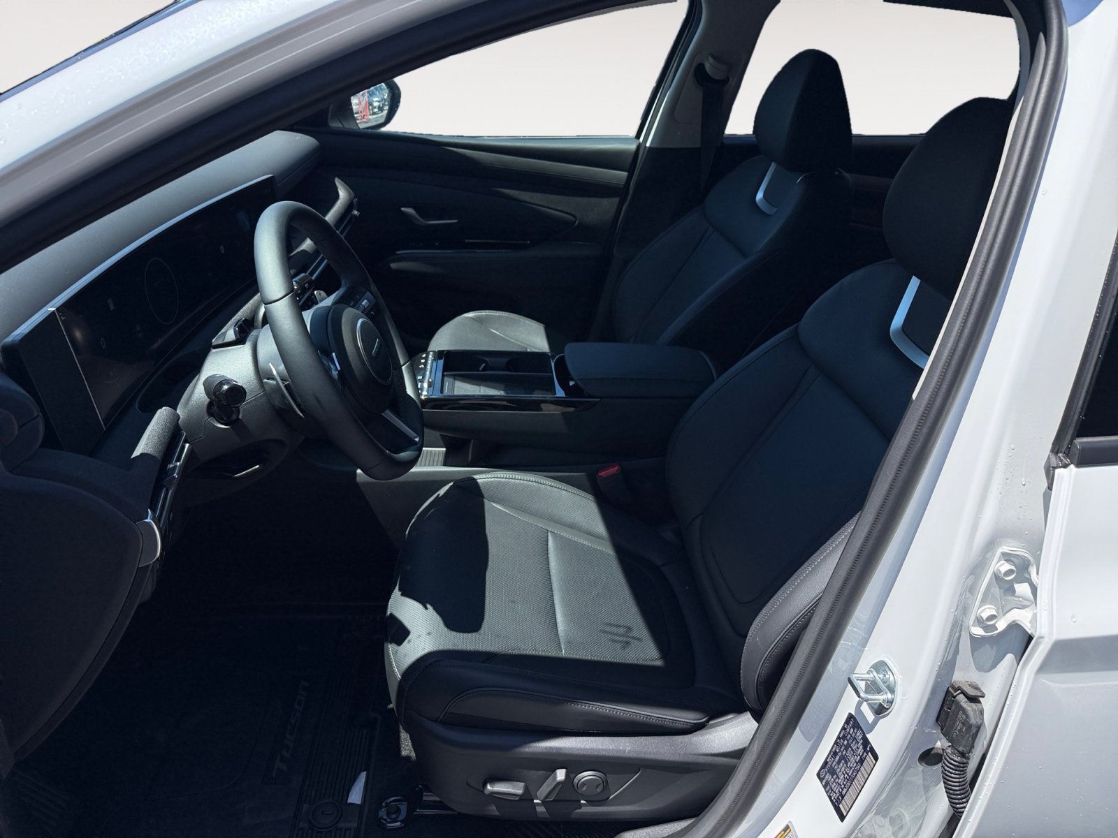 2026 Hyundai Tucson Limited - Photo 10