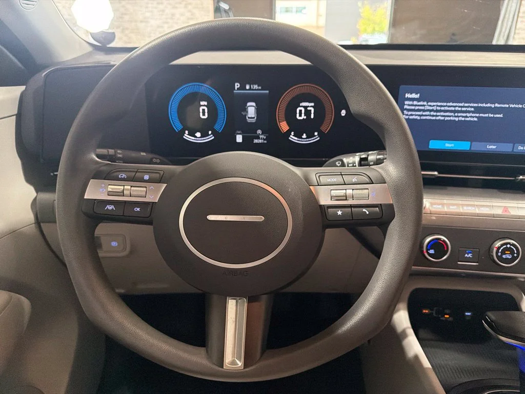 Used 2025 Neoteric Yellow Hyundai SE image 24