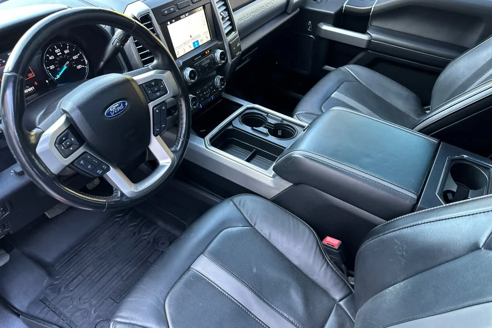 Certified Used 2019 White Platinum Metallic Tri-Coat Ford Platinum image 11