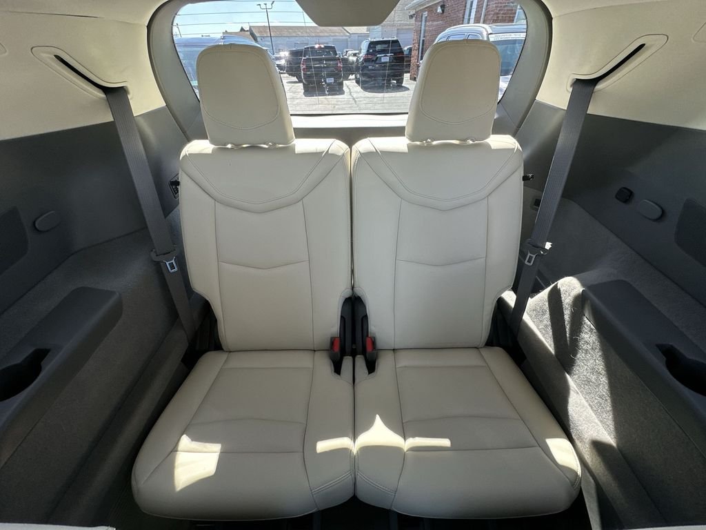 Used 2024 White Cadillac Premium Luxury image 24