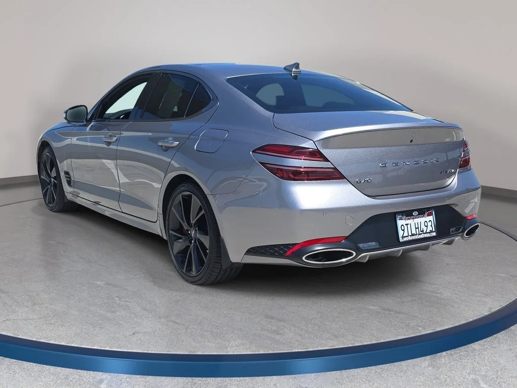 Used 2023 Silver Genesis 3.3T image 8