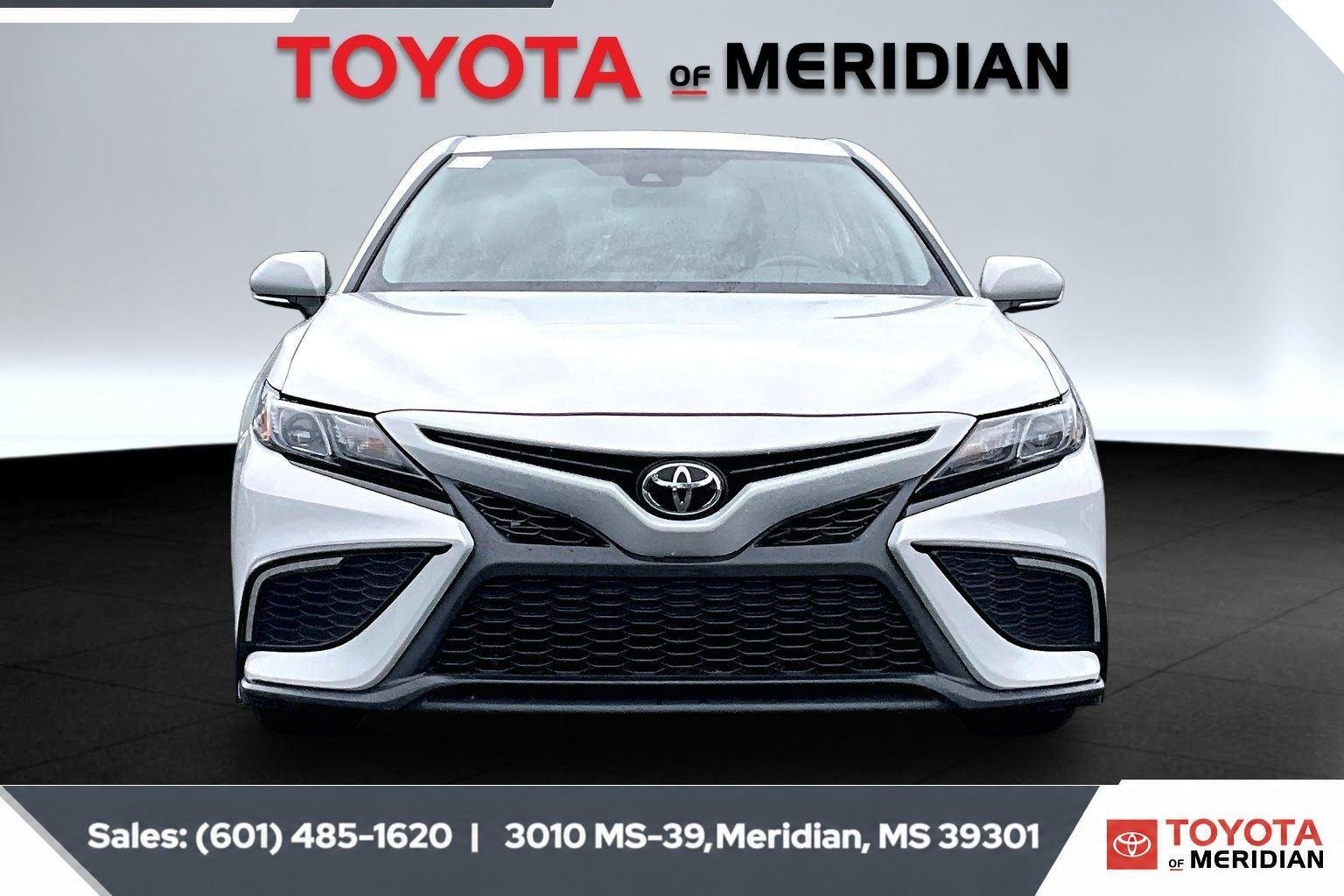 Used 2024 Ice Edge Toyota SE image 3