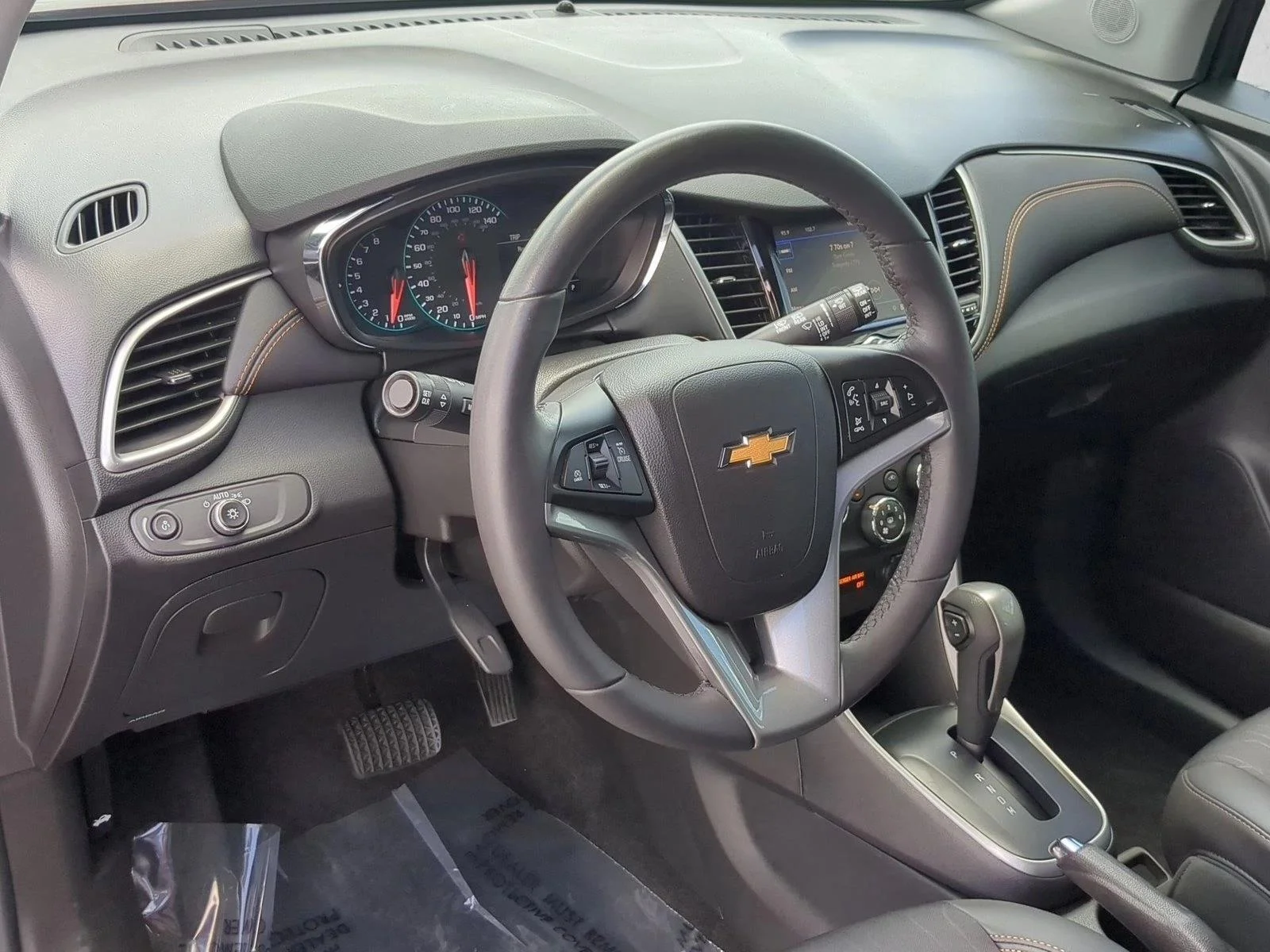 Used 2022 Crimson Metallic Chevrolet LT image 10