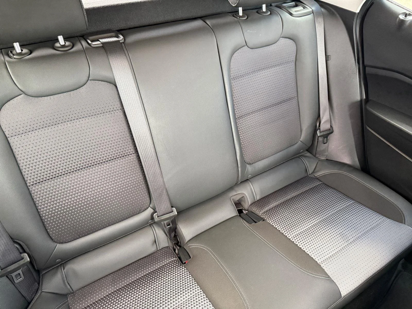 Used 2025 Sterling Gray Metallic Chevrolet LT image 17
