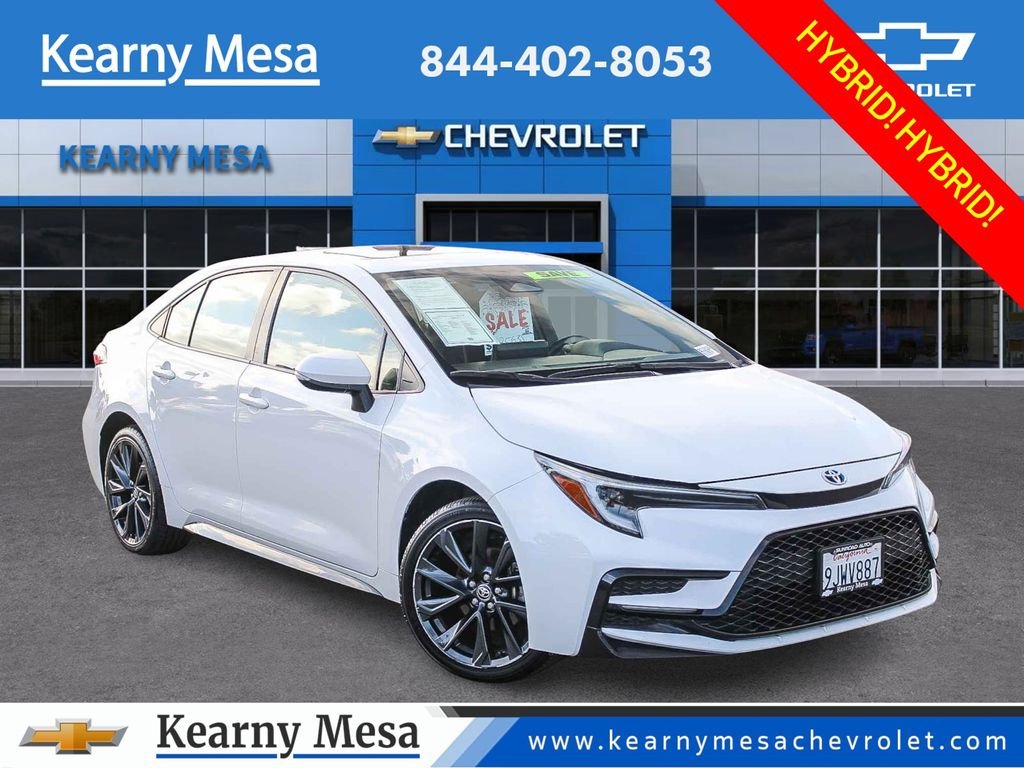 2024 Toyota Corolla SE Hybrid CVT's photo