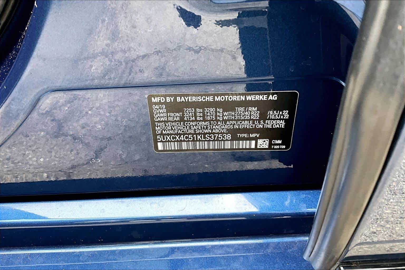 Used 2019 Phytonic Blue Metallic BMW xDrive50i image 34