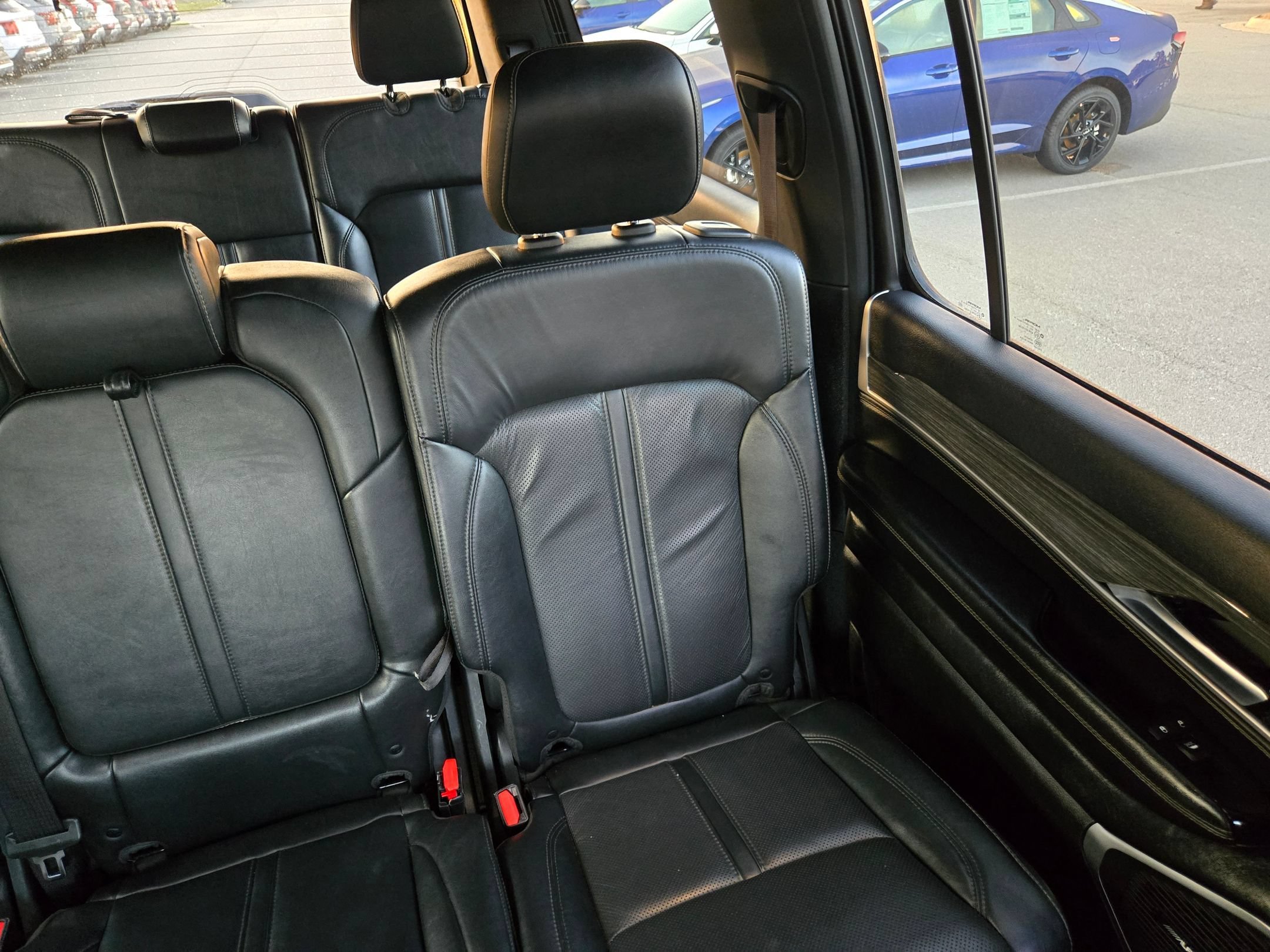 Used 2022 Velvet Red Pearlcoat Jeep Series II image 14